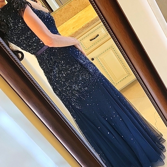 Adrianna Papell Midnight Blue Sequined Gown, Sz 2 - Picture 9 of 17